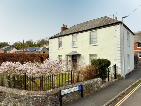 View Full Details for Tavistock Town Centre